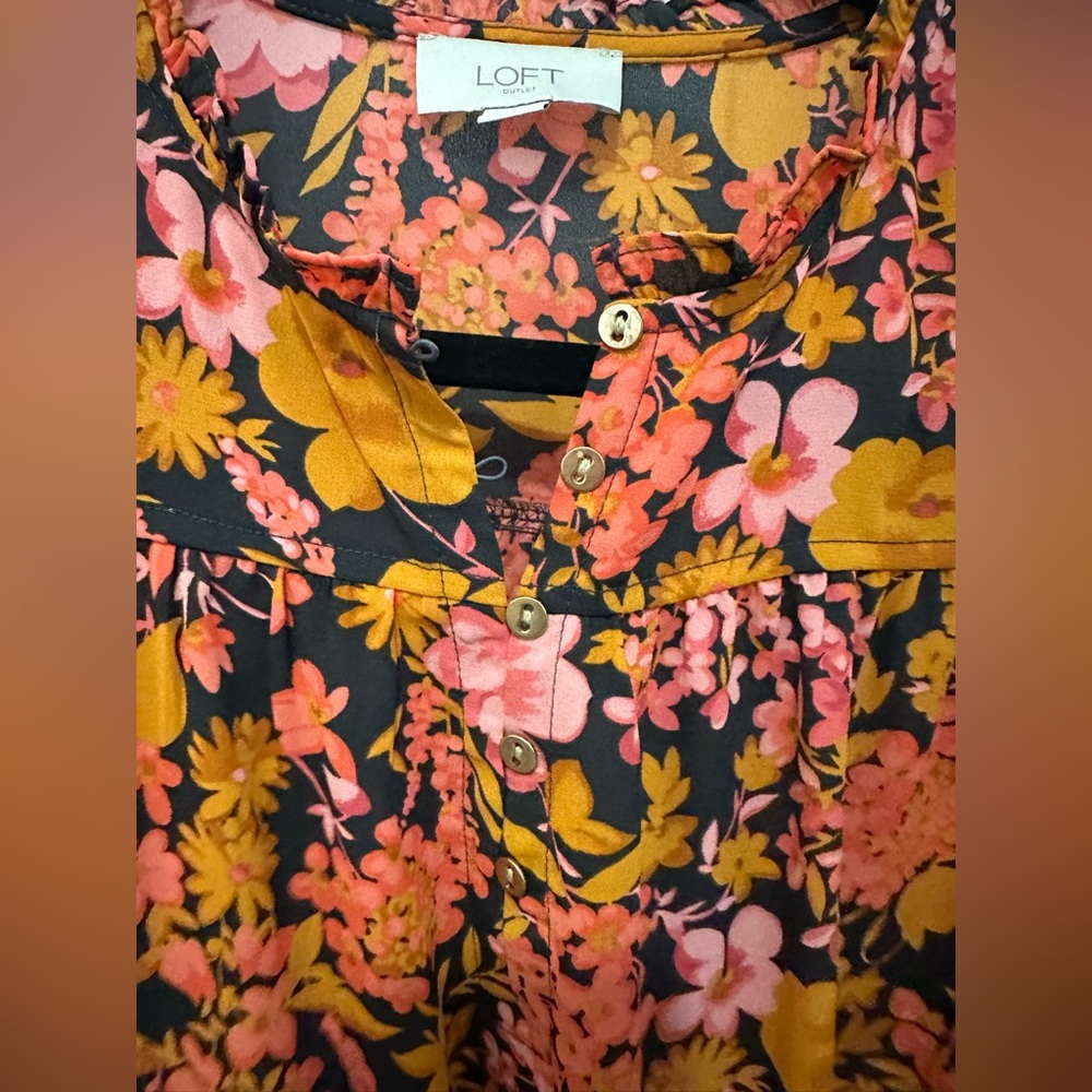 Loft Floral Blouse - Picture 4 of 4